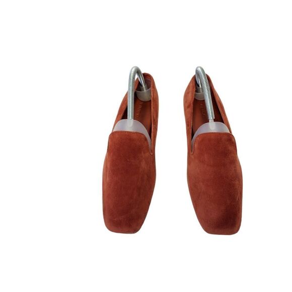 Vince   - Picture 3 of 16